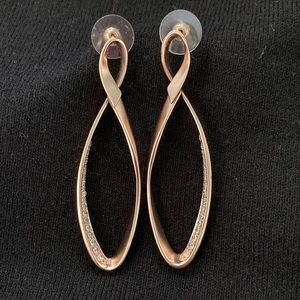 Kendra Scott rose gold & rhinestone statement earrings